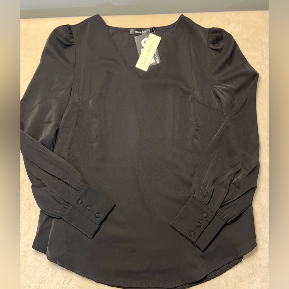 NWT Doe & Rae Black Blouse‎